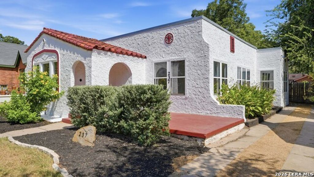 237 Donaldson Ave, San Antonio