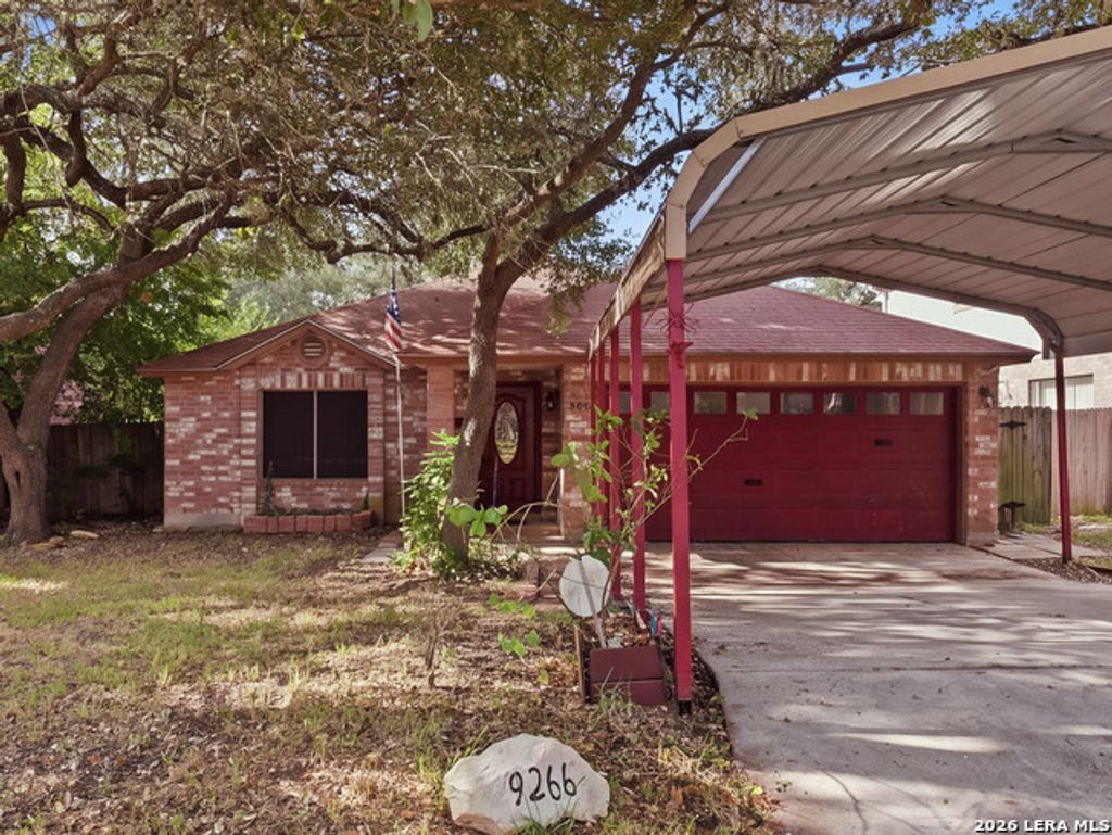 9266 Ridge Path, San Antonio