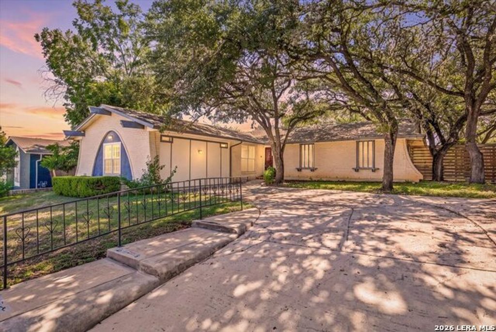 1738 Brandenburg Drive, San Antonio
