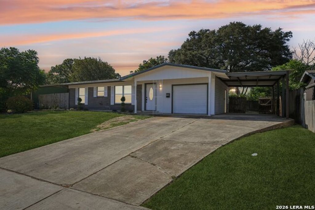 554 Kate Schenck Ave, San Antonio