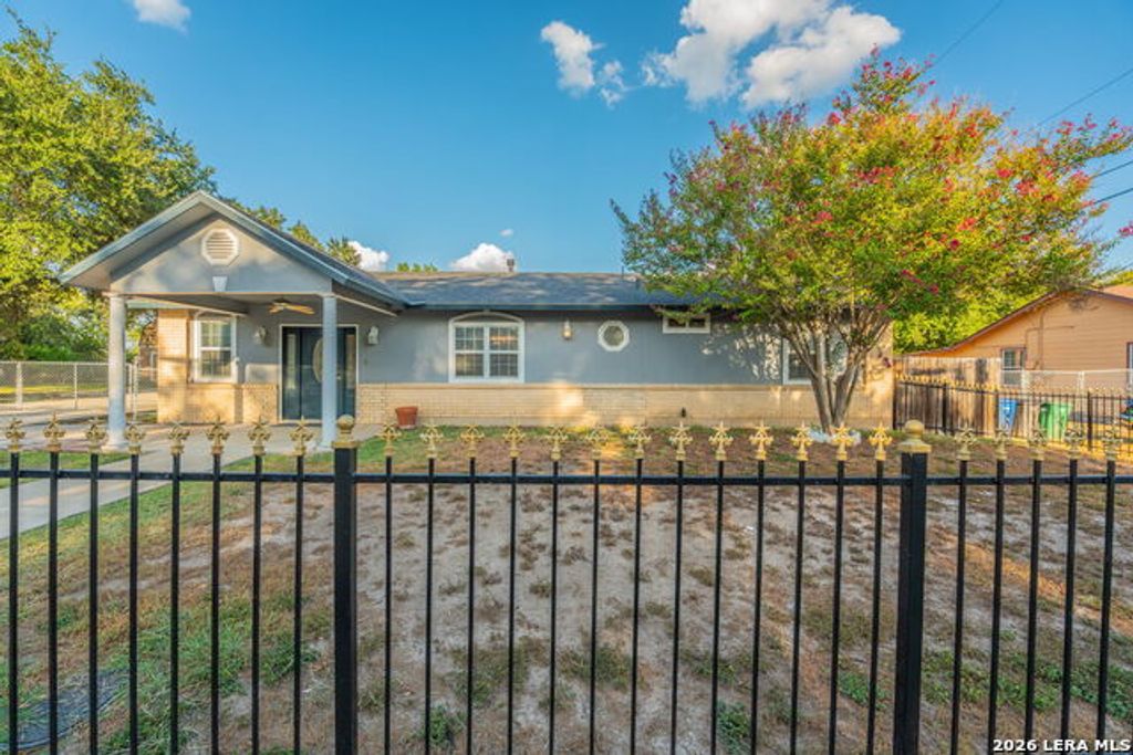 8206 Forsen Dr, San Antonio