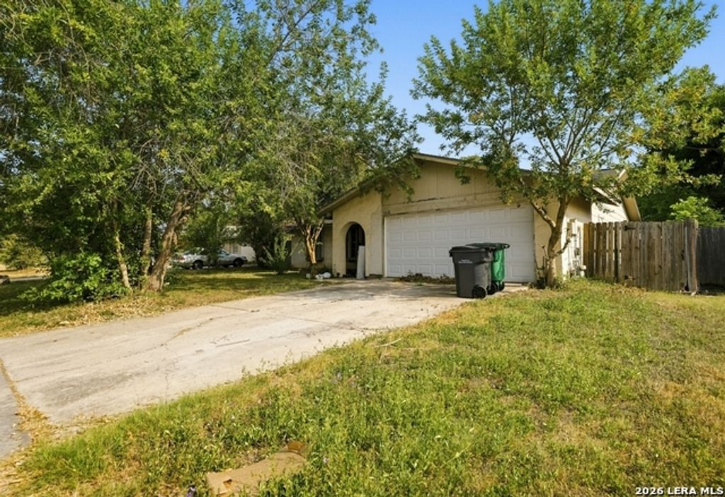 6626 Spring Haven St, San Antonio