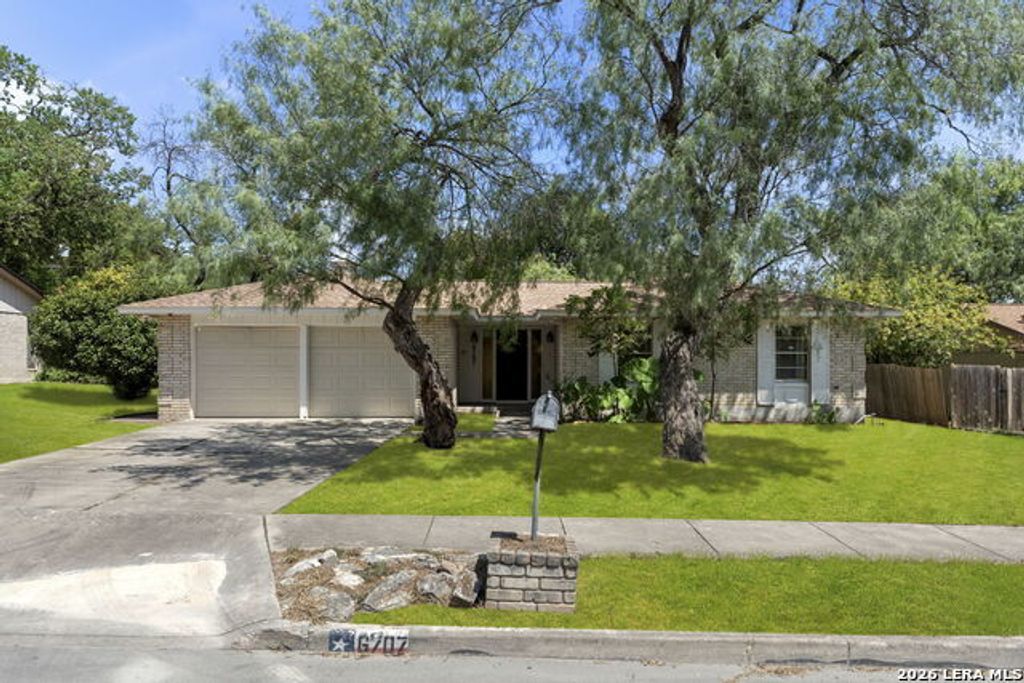 6707 Cherryleaf St, Leon Valley