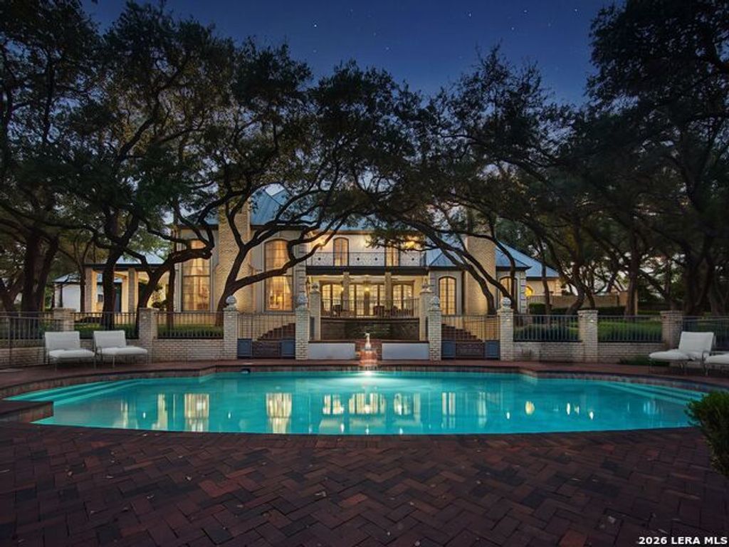 7 Lazy Hollow, San Antonio