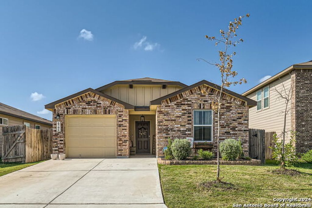 6706 Dynamic Sound, San Antonio