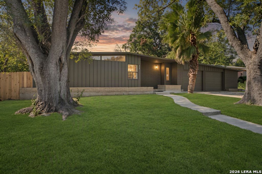 118 Maplewood Ln, San Antonio