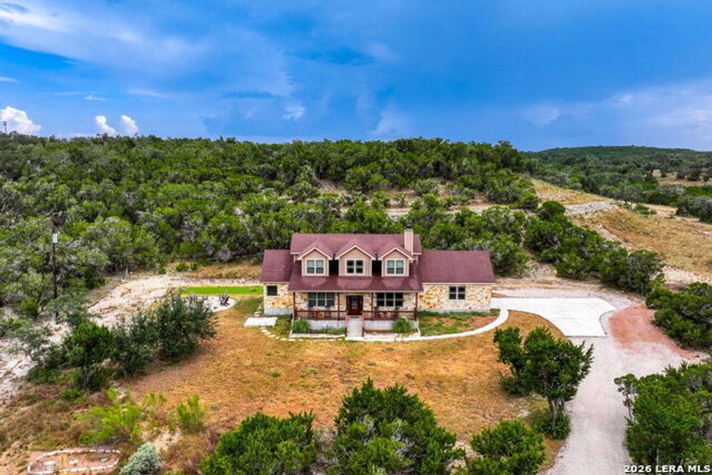 441 Eagle Ln, Fischer