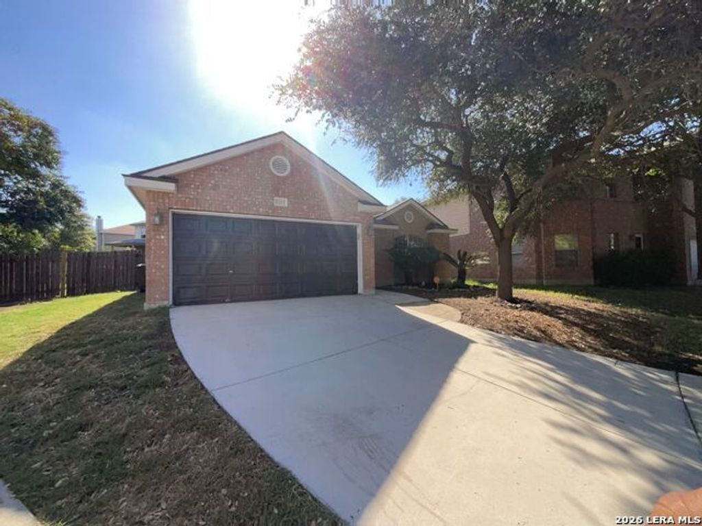 8222 Grissom Gate, San Antonio