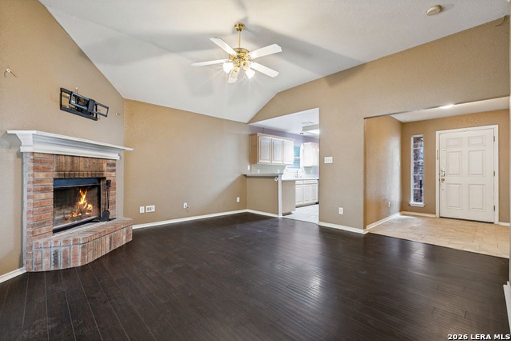 9651 Emerald Pl, San Antonio