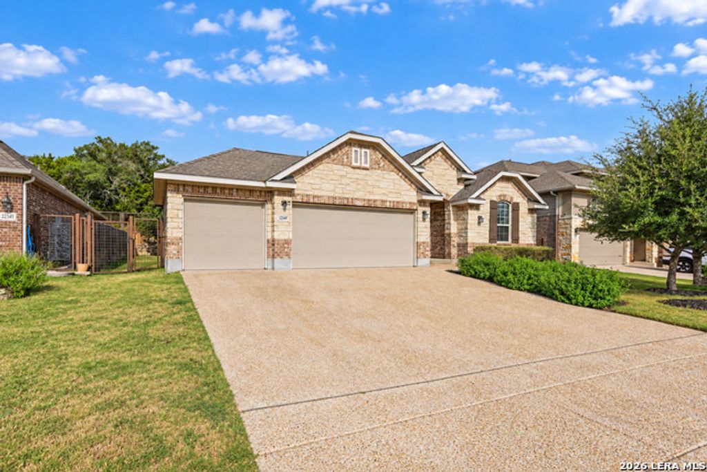 32349 Lavender Cv, Bulverde
