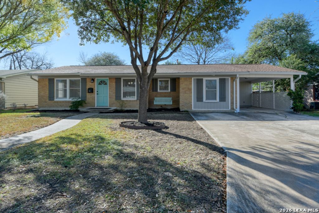 118 Bethany Place, San Antonio