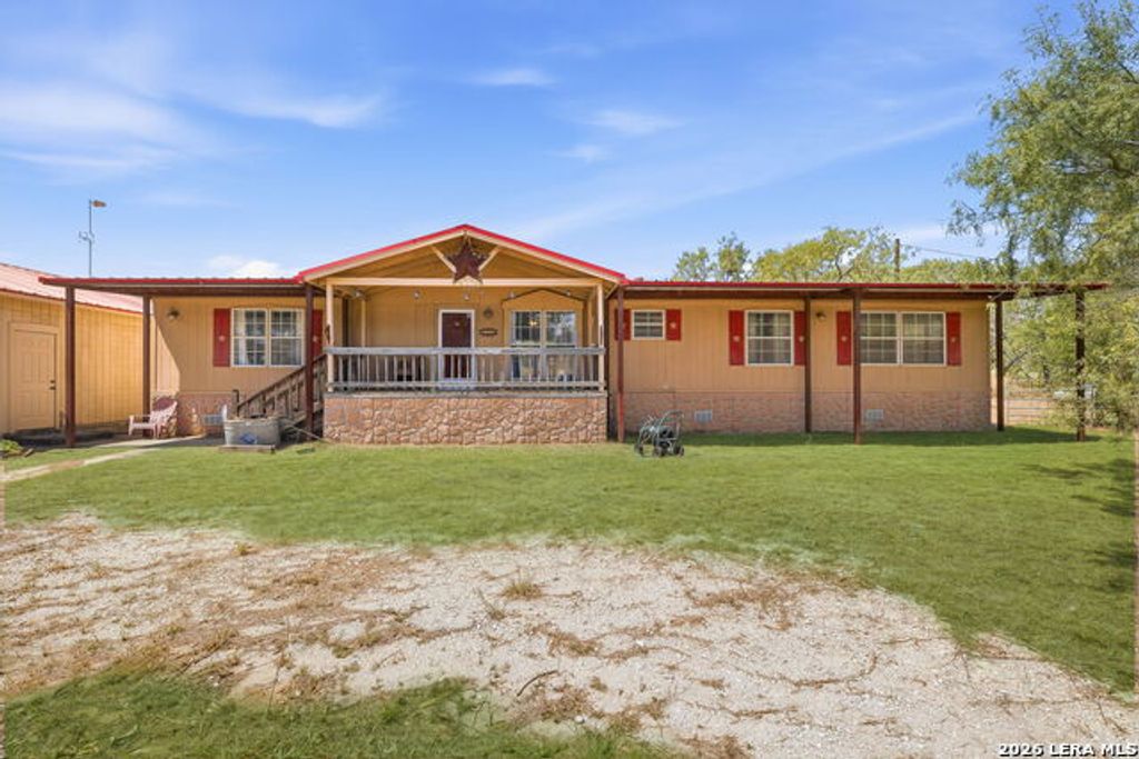 994 Quail Run, Lytle