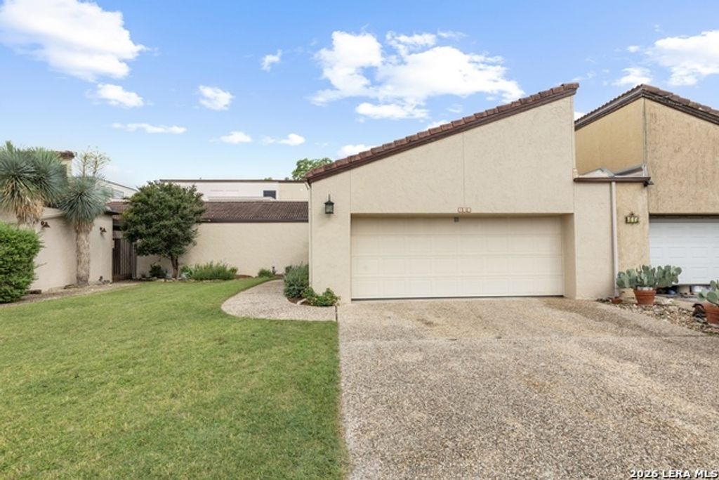 362 Englewood Dr, Kerrville