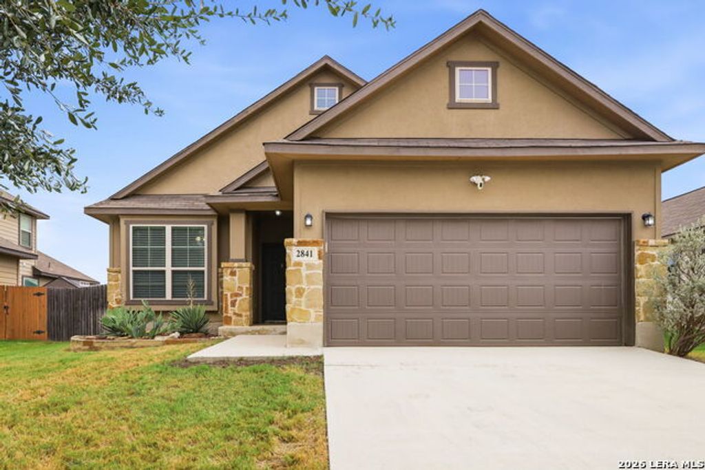 2841 Silo Turn, New Braunfels