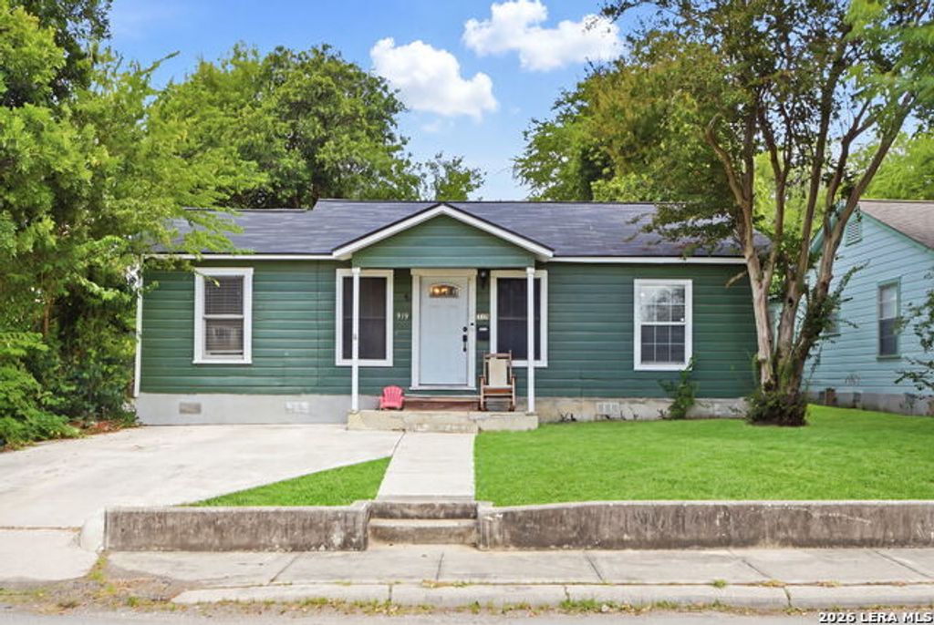 919 W Wildwood, San Antonio