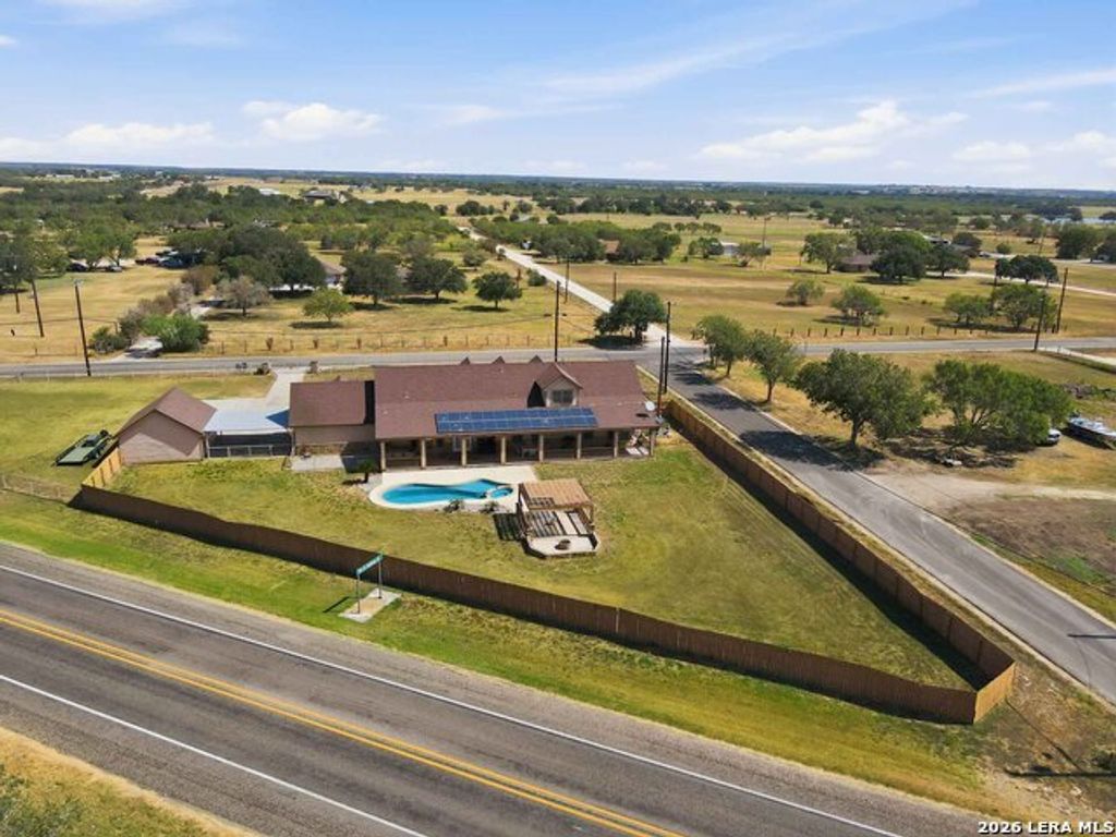 14838 St Hedwig, St Hedwig