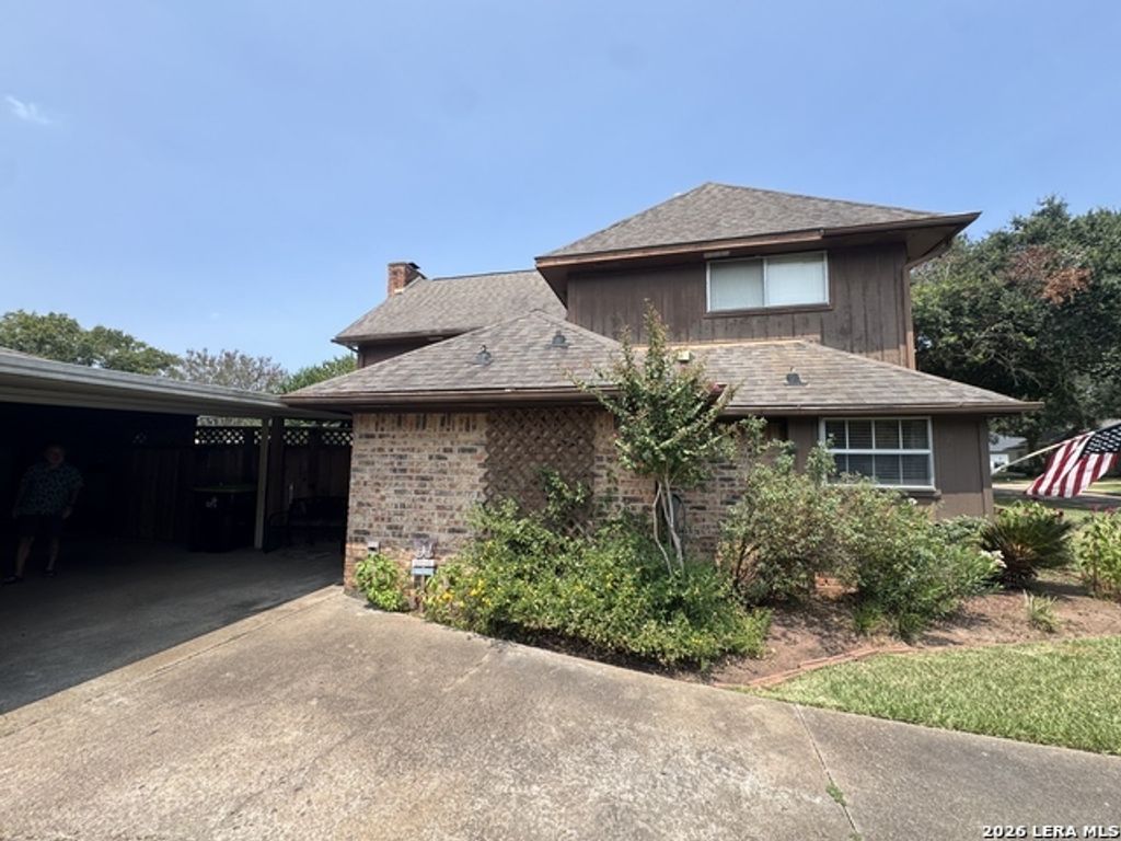 2016 Meadow Ln, Richmond