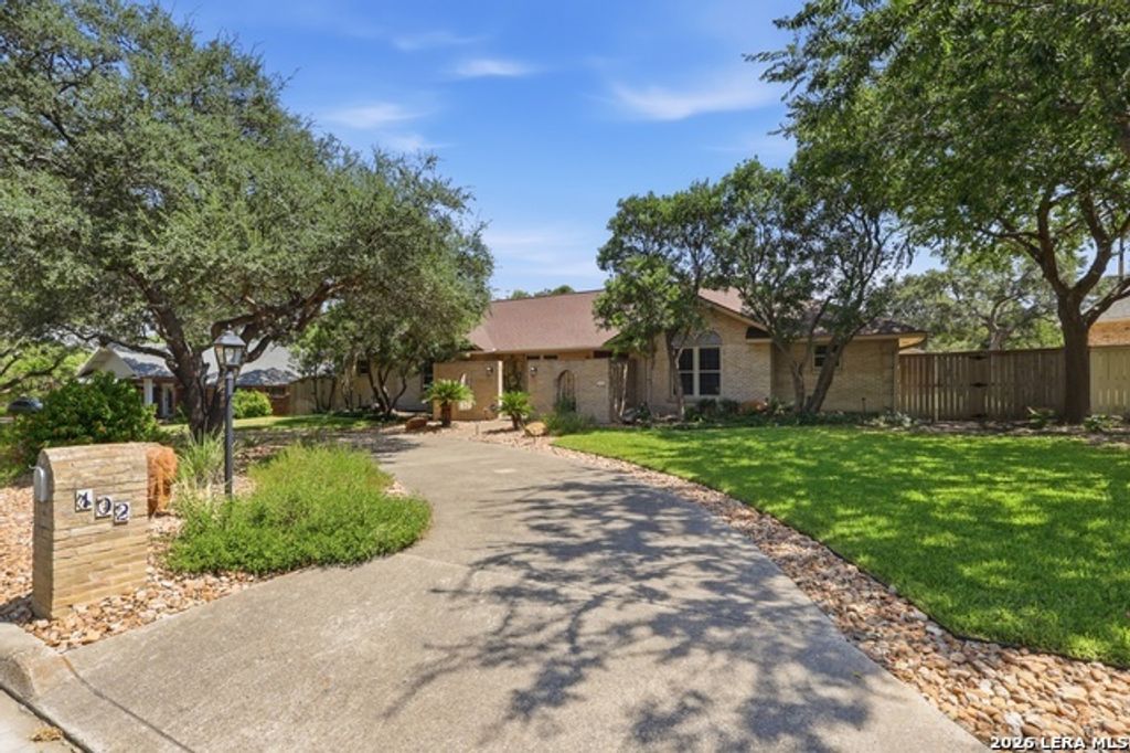 102 Irongate Road, San Antonio