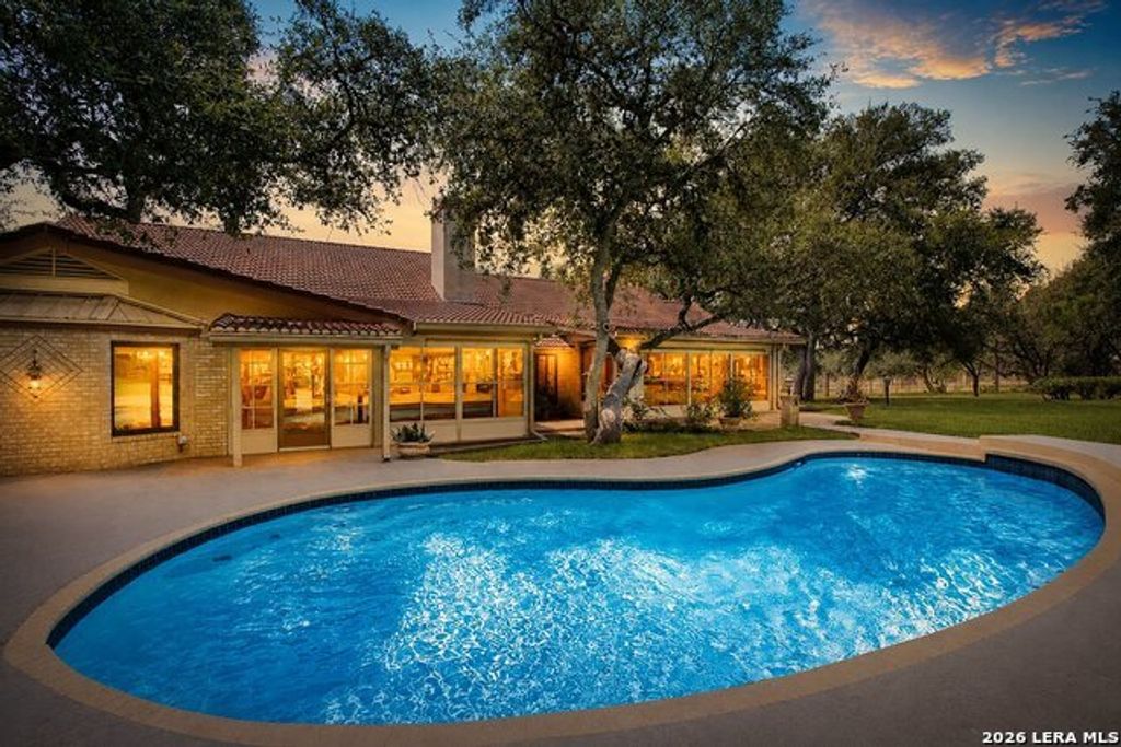 8135 Ridge North Dr, San Antonio
