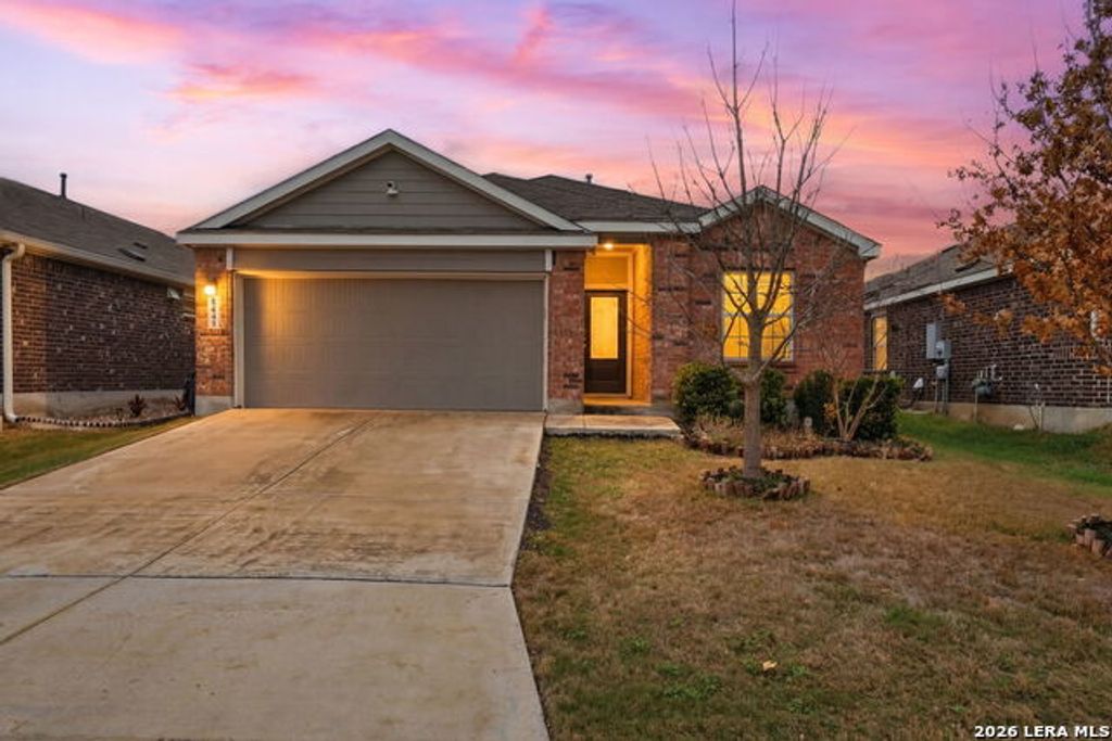 8449 Lamus Wheel, San Antonio