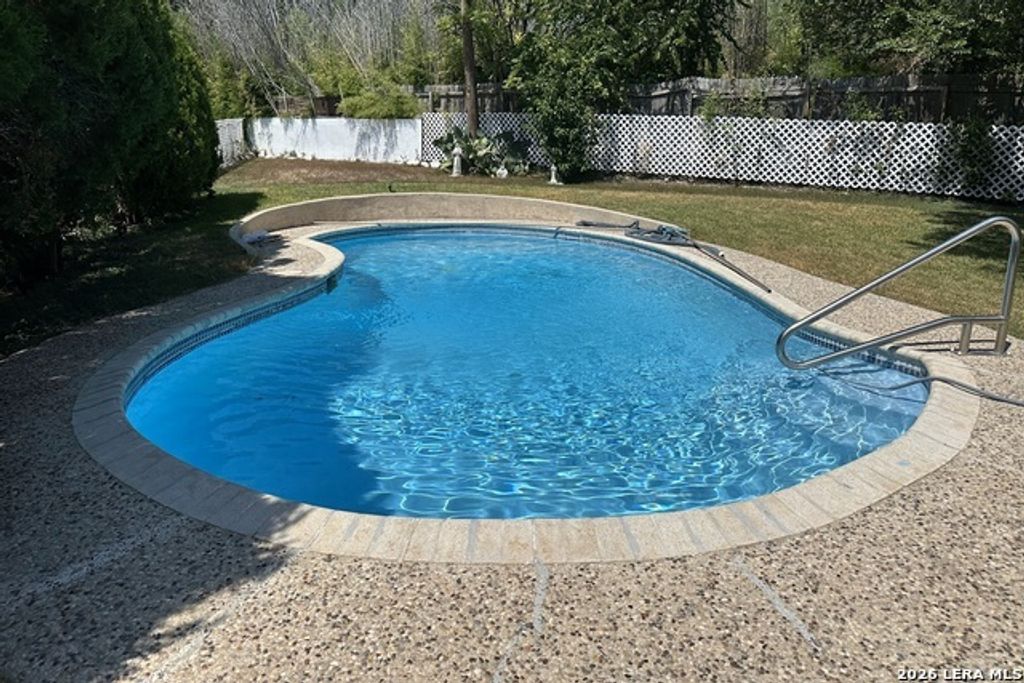 619 Northtrail Dr, San Antonio