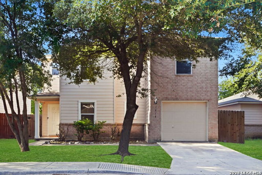 7918 Meadow Way Ct, San Antonio