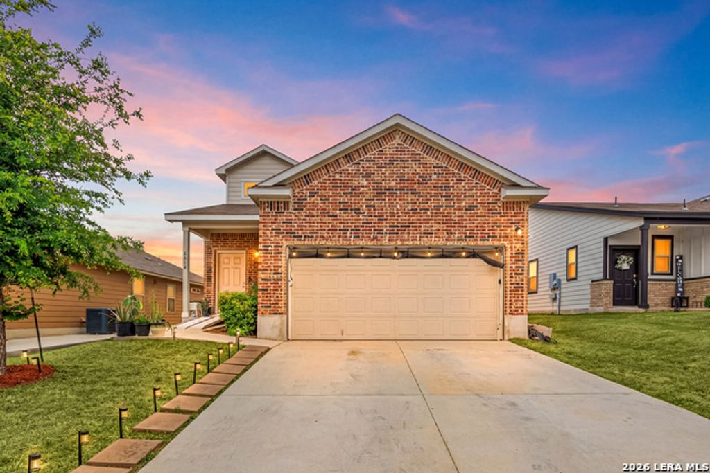 4310 Brigadier Dr, Converse