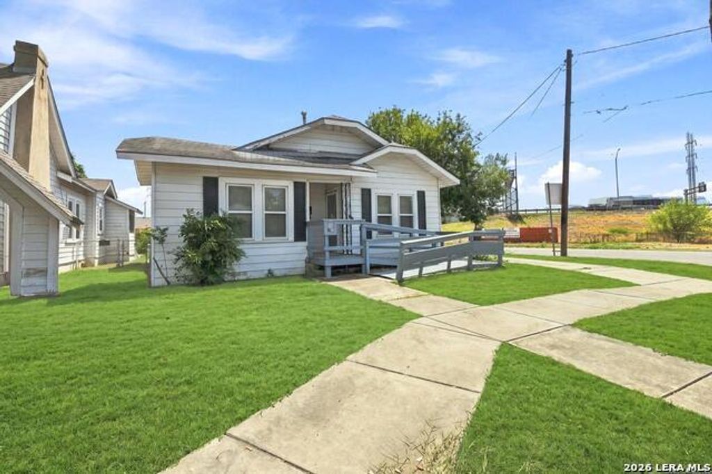 102 Haggin St, San Antonio