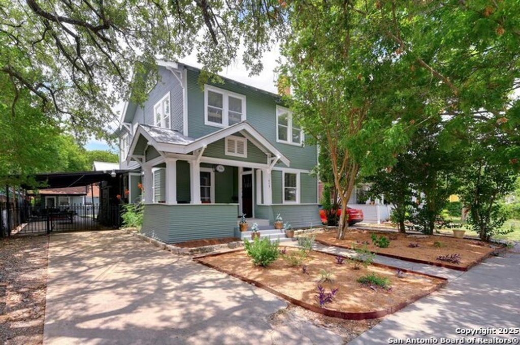 619 Cedar St, San Antonio