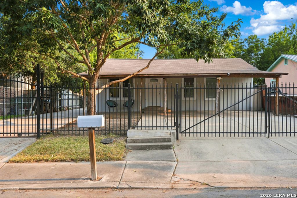 126 Sargent, San Antonio