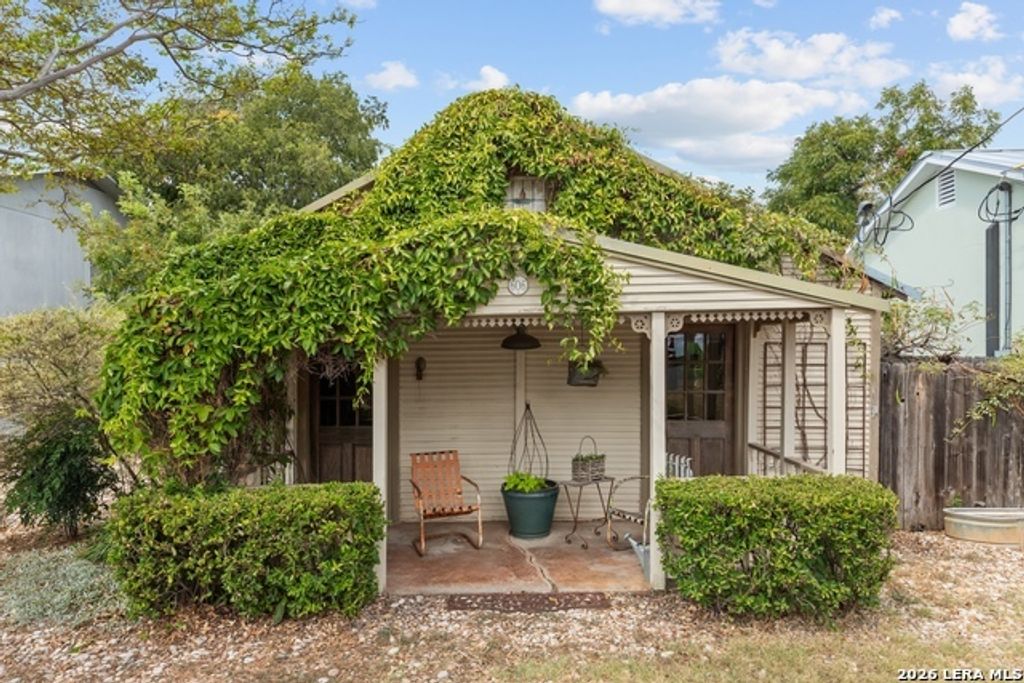 606 Franklin, Fredericksburg