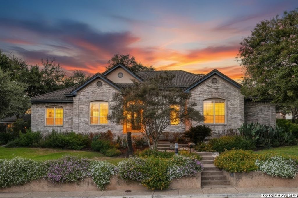 15811 Mission Rdg, San Antonio