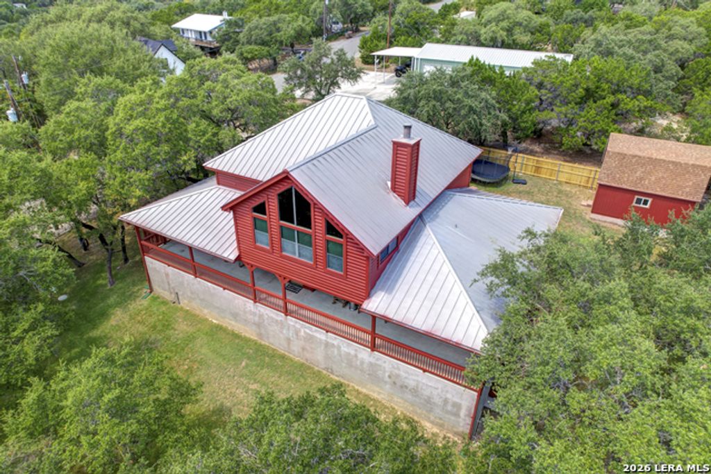 138 Canyon Crk, Canyon Lake
