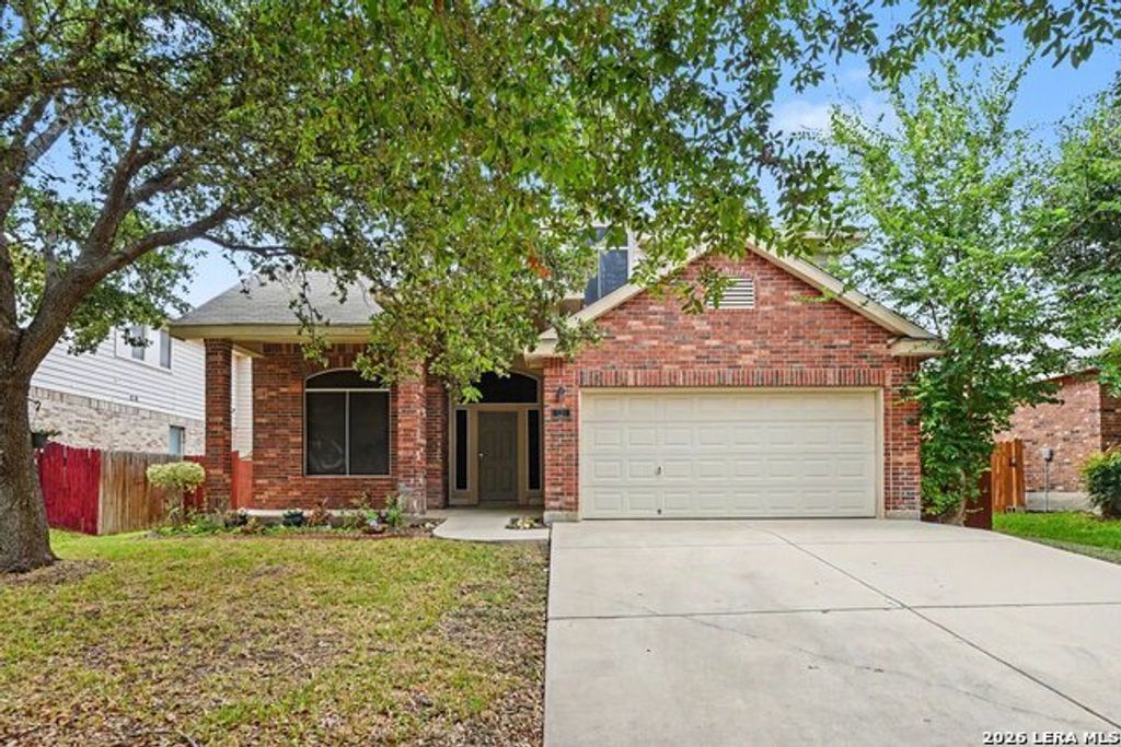 121 Yeager Cir, Cibolo