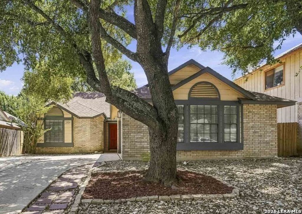 2106 River Hollow Dr, San Antonio