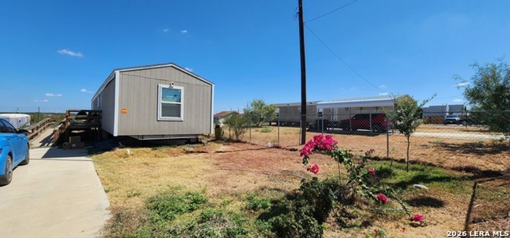 173 Pleasant, Eagle Pass