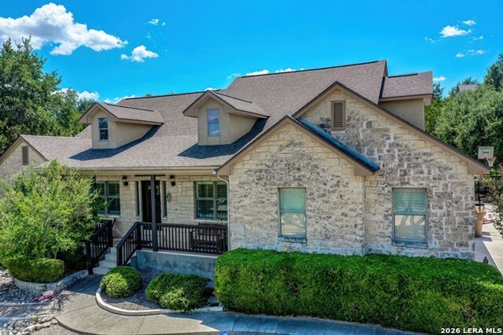 110 Comal Run, Bulverde