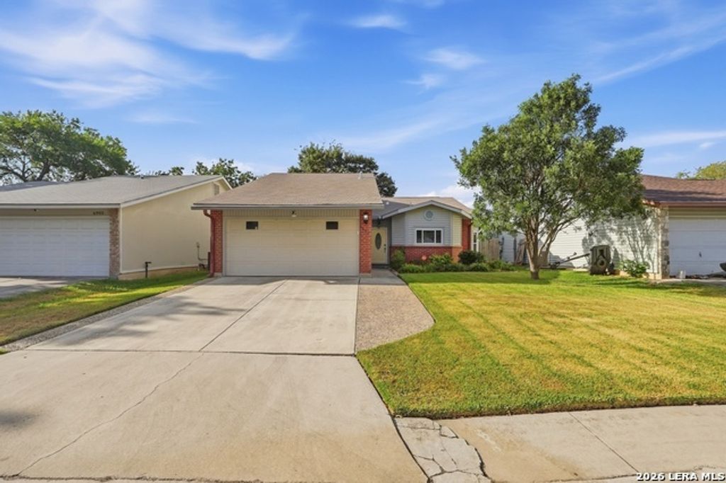 6906 Sunset Village Dr, San Antonio