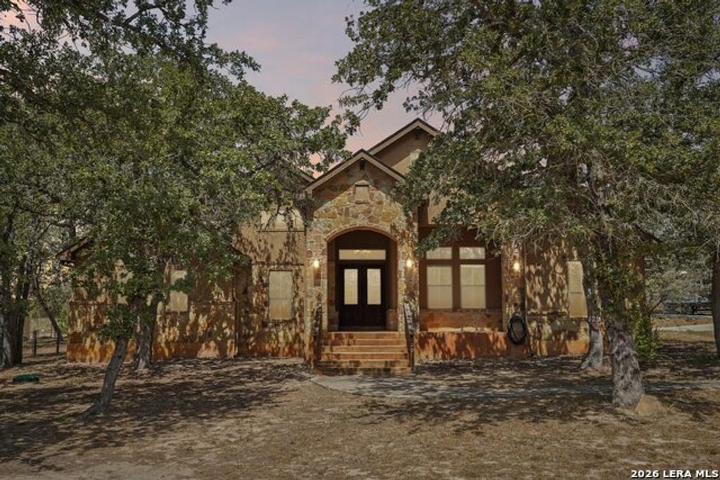 129 Hidden Forest Dr, La Vernia
