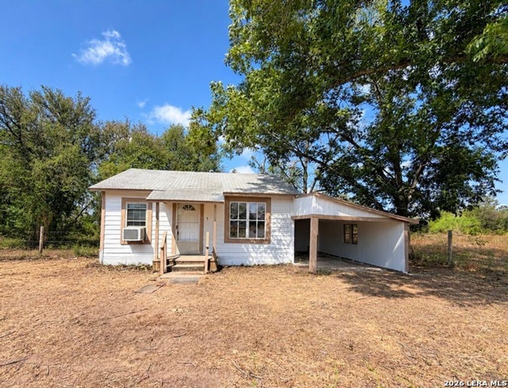 19391 Fm 471 S, Natalia