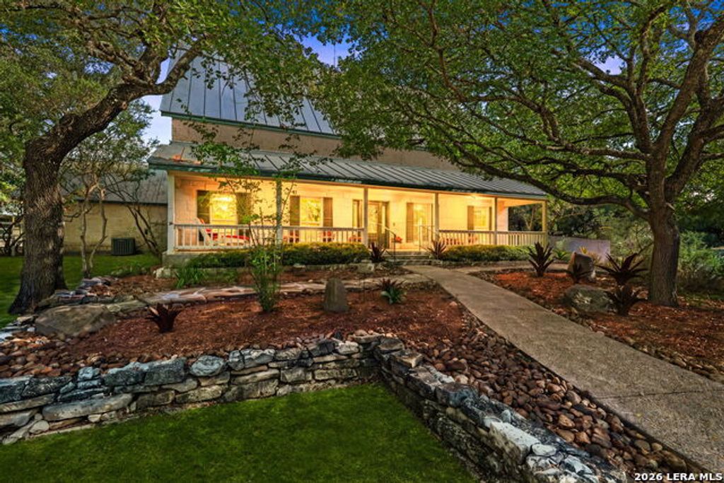 8520 Alydar Cir, Fair Oaks Ranch
