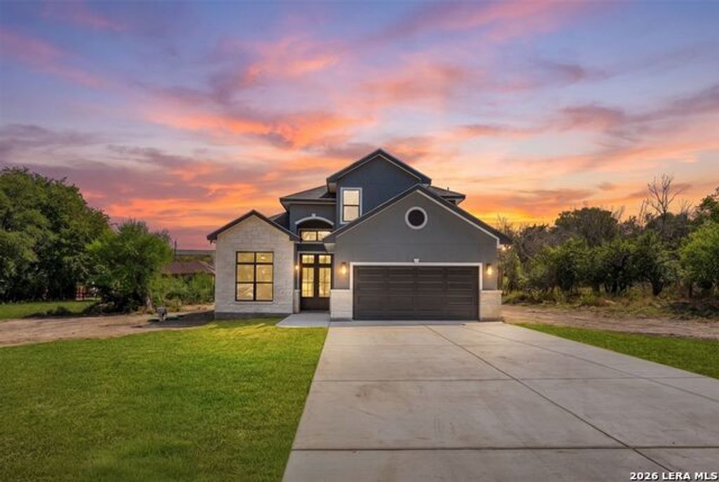 8242 Utopia, Selma