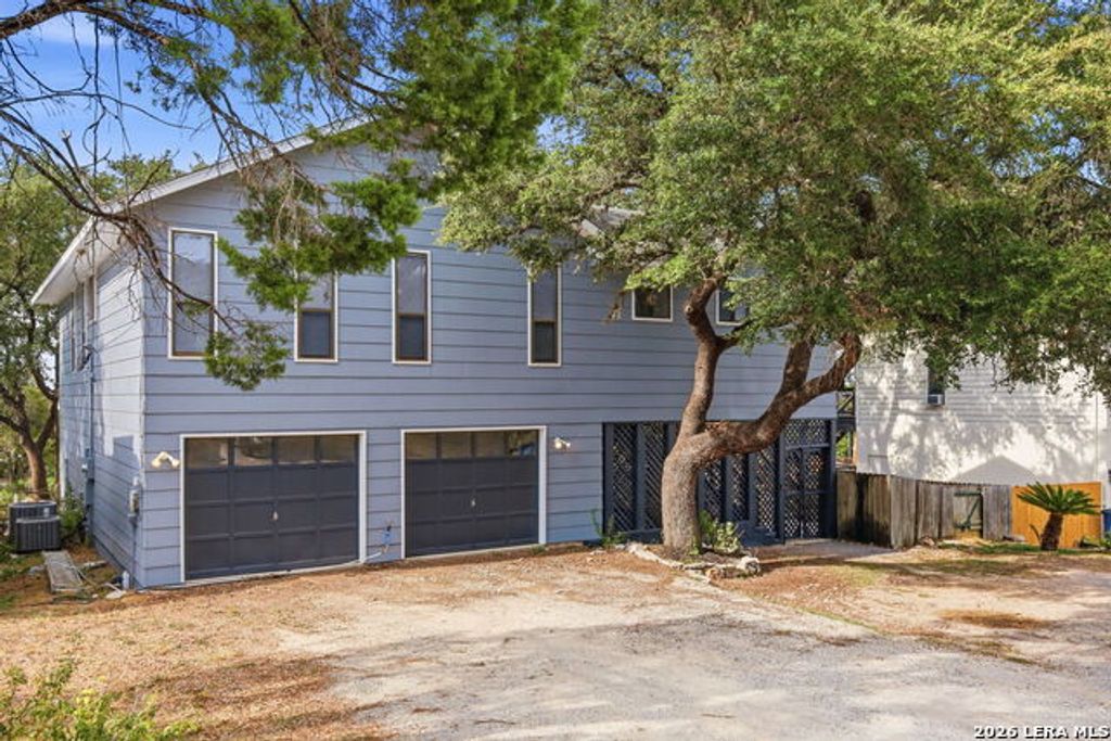 603 Barbara Drive, Canyon Lake
