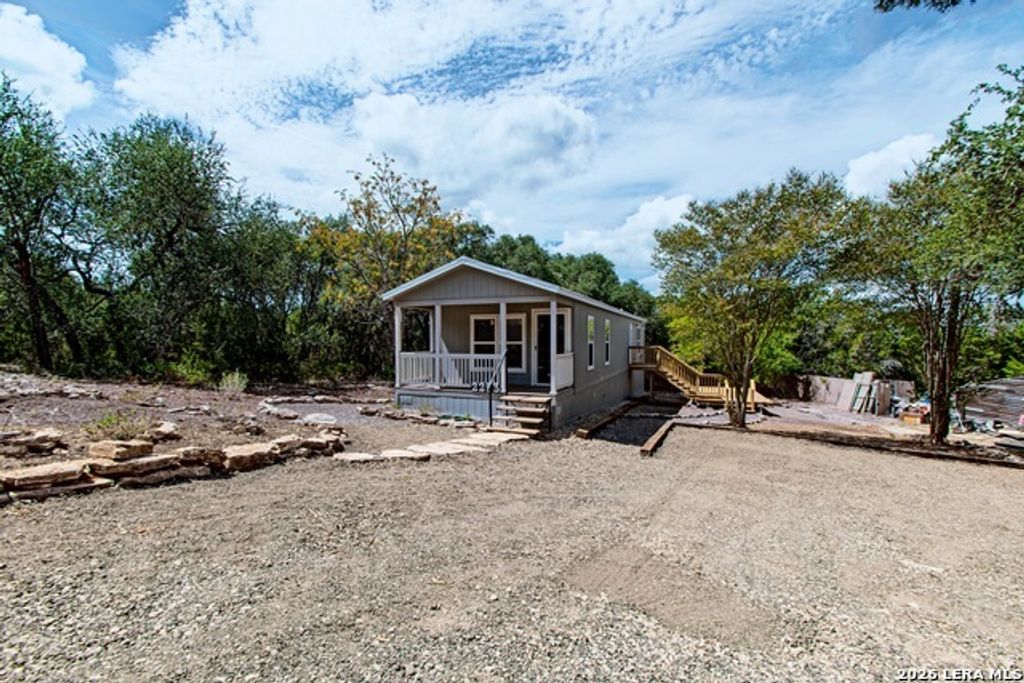2253 Waterfront Park Drive, Canyon Lake