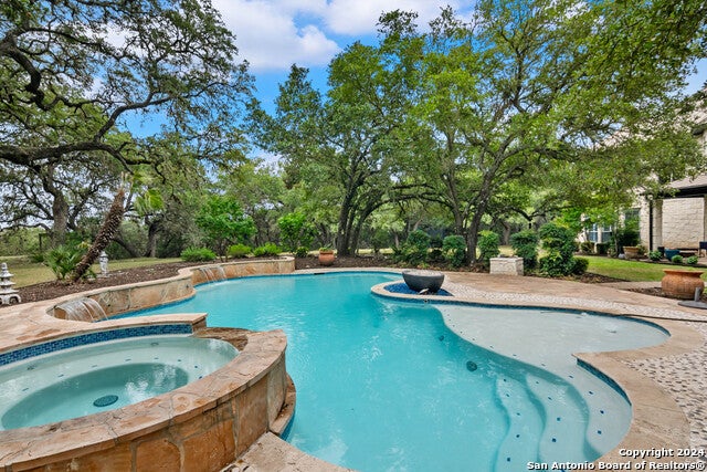 66 Sendero Verde, San Antonio