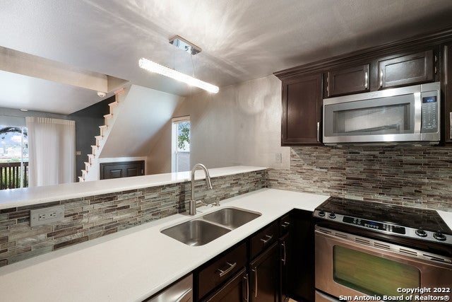 4107 Medical Dr #2208, San Antonio