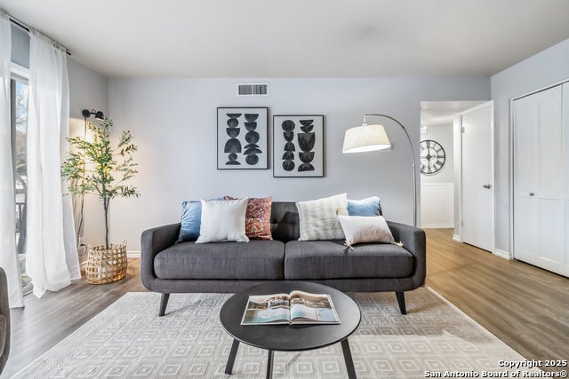 8038 Broadway #225l, San Antonio