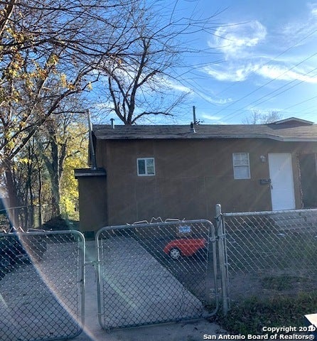 1902 Lennon Ave #2, San Antonio