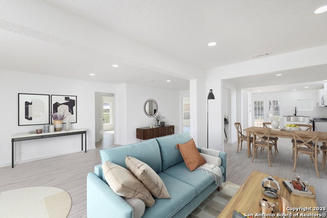 634 Venice, San Antonio