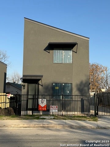 110 Santa Paula, San Antonio